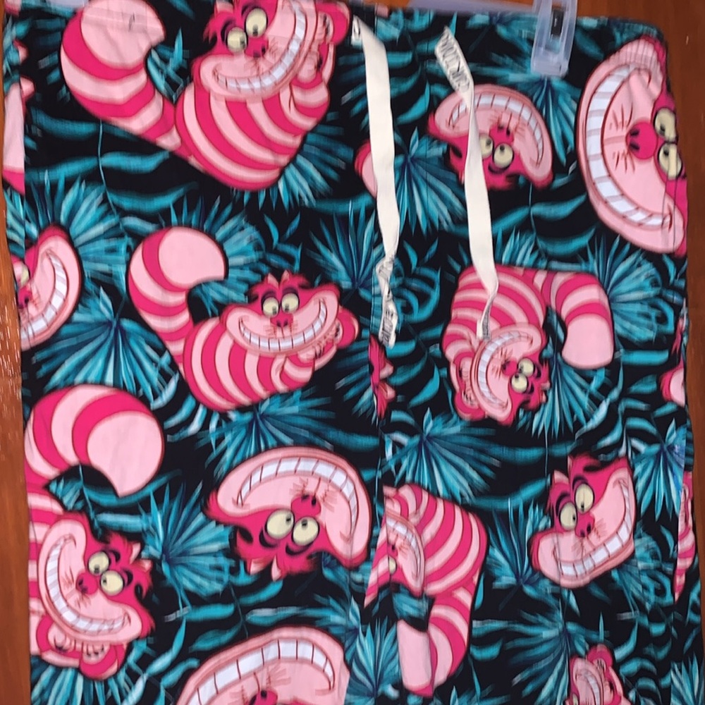 Disney Alice In Wonderland Cheshire Cat Tropical Print Guys Pajama Pants - Picture 2 of 6